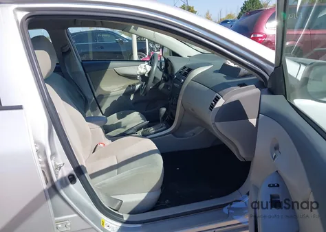 2010 Toyota Corolla Le z USA, uszkodzony, nr VIN 2T1BU4EE6AC426470